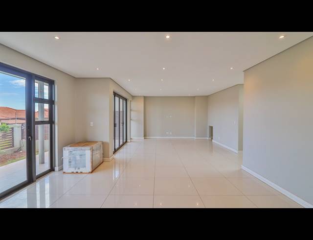 5 BEDROOM HOUSE FOR SALE IN IZINGA